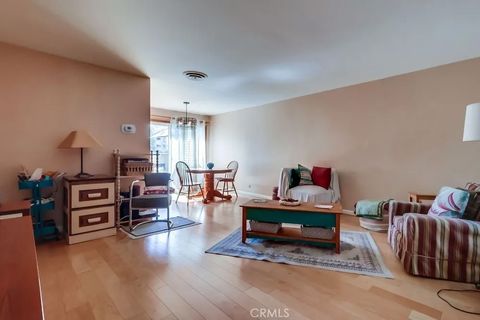 Tiny photo for 11138 Aqua Vista #43, Studio City, CA 91602 (MLS # OC25247360)