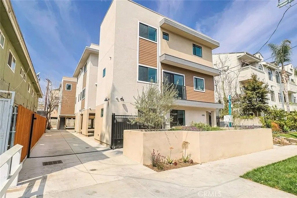 Photo of 5261 Harmony Avenue, North Hollywood, CA 91601 (MLS # AR26003742)