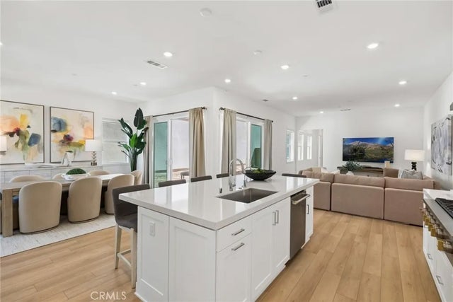 446 Sonia, Irvine