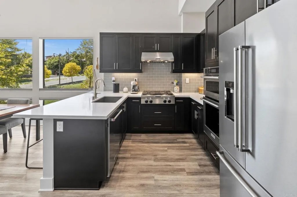 8566 Aspect Drive