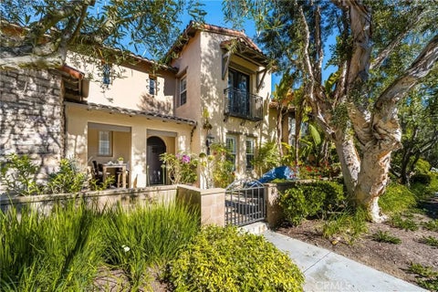Photo of 34 Talmont, Newport Coast, CA 92657 (MLS # OC26196354)