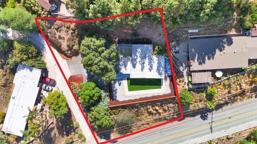4224 Bancroft