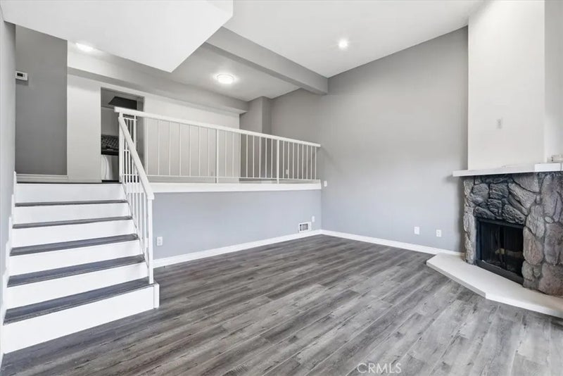 8936 Willis Ave 11