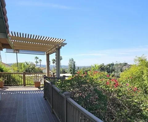 9802 Lyncarol Drive, La Mesa, CA 91941 - #: NDP2509571