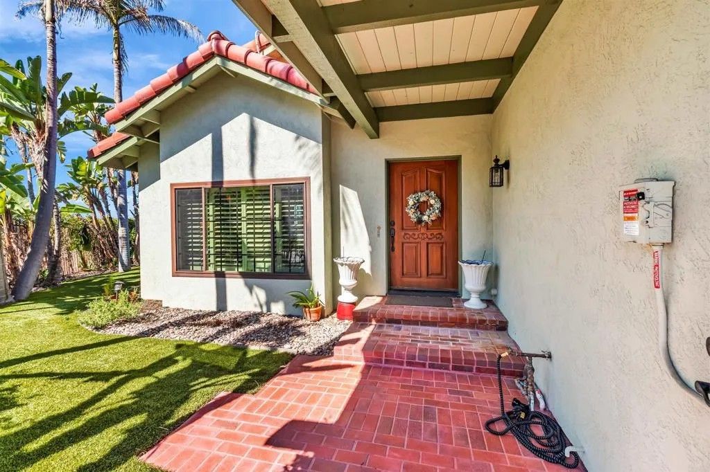 Photo of 9802 Lyncarol Drive, La Mesa, CA 91941 (MLS # NDP2509571)