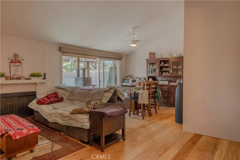 579 Parkview
