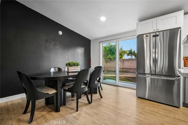 502 E Wilshire