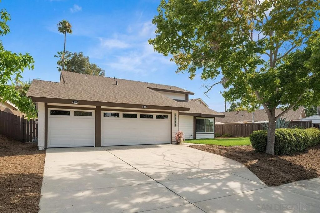 Photo of 4566 Hancock Cir, Oceanside, CA 92056 (MLS # 2600787)