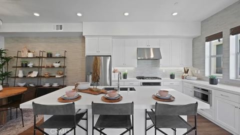 785 Walnut Terrace Montebello CA 90640