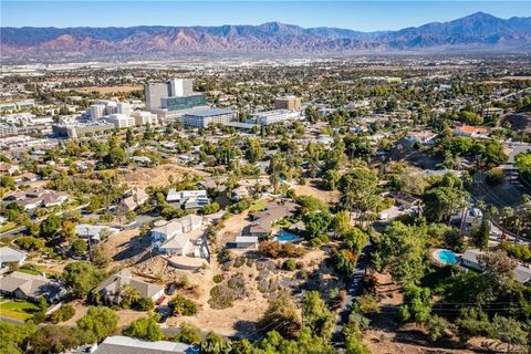 Tiny photo for 24479 Lawton Ave, Loma Linda, CA 92354 (MLS # IG25251269)