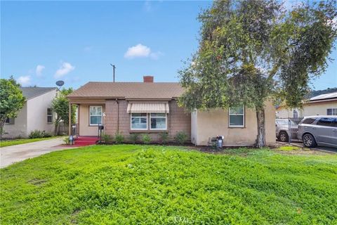 1638 Vejar Pomona CA 91766