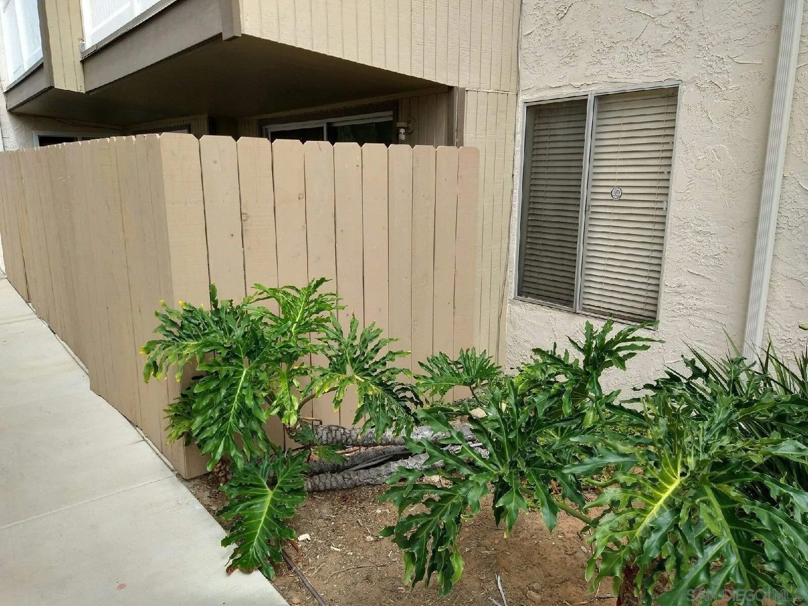 8026 Linda Vista 1C