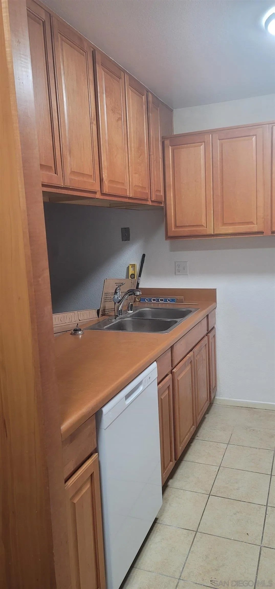 8026 Linda Vista 1C