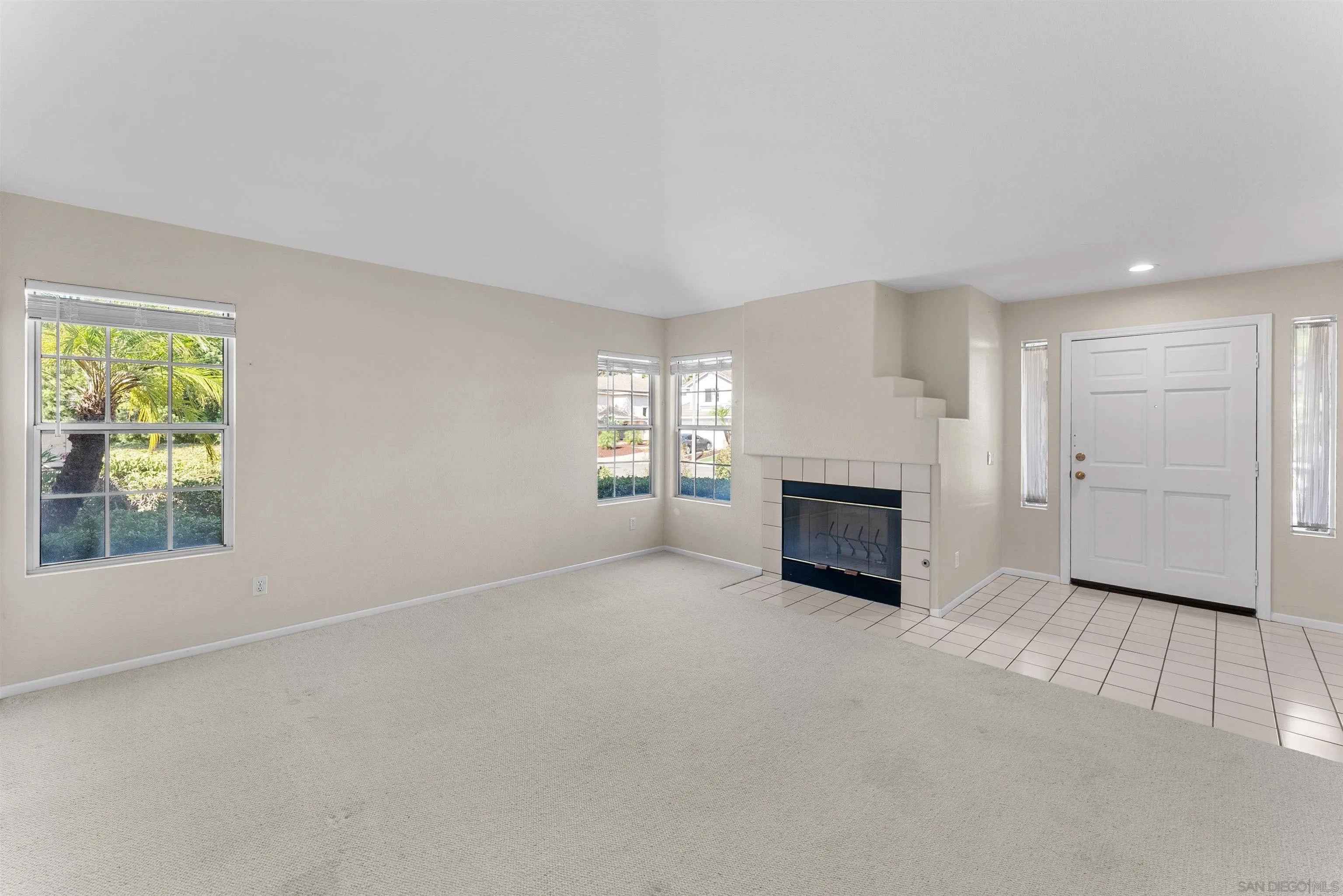 2450 Eastridge Loop