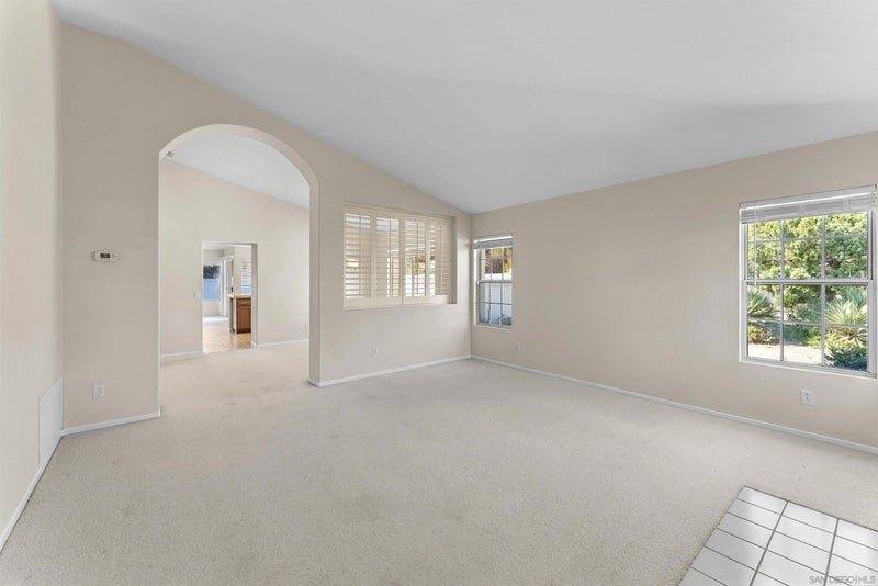 2450 Eastridge Loop