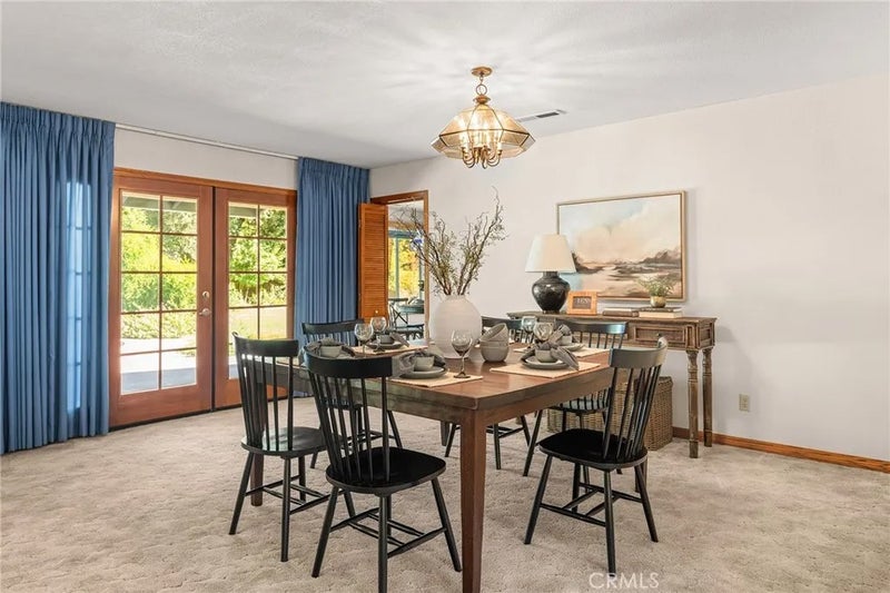 12 Quadra Court