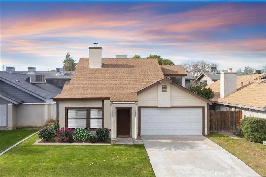 Photo of 3717 Cypress Glen Boulevard, Bakersfield, CA 93309 (MLS # SR25281613)