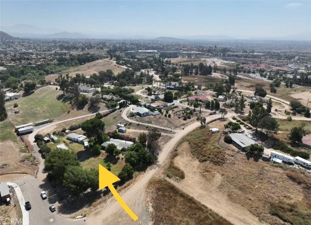 Photo of 25180 Catalina Street, Murrieta, CA 92562 (MLS # SW23193591)