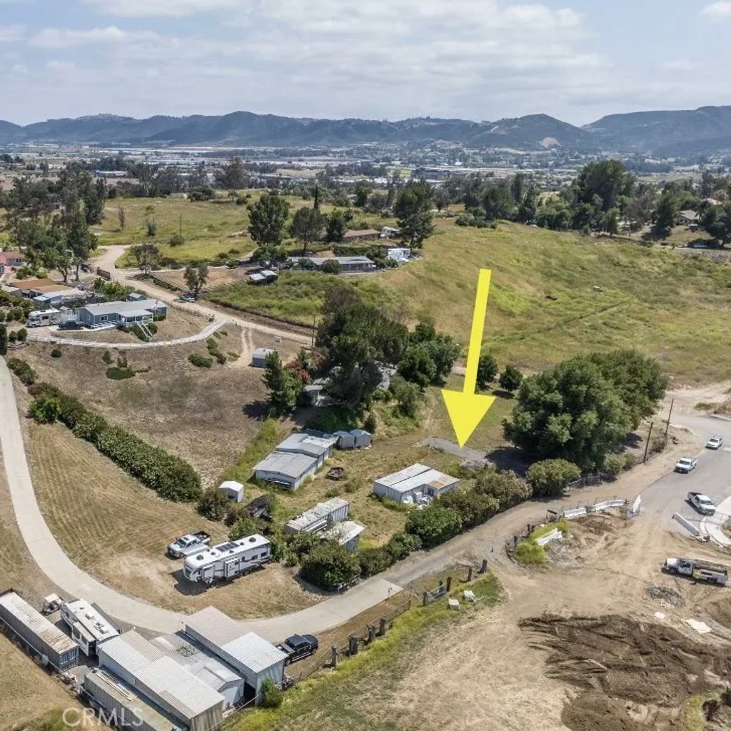 Photo of 25180 Catalina Street, Murrieta, CA 92562 (MLS # SW23193591)