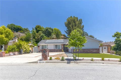 Photo of 22201 Barbacoa DR, Saugus, CA 91350 (MLS # DW26185401)