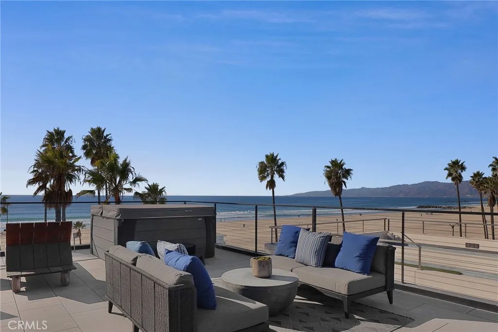 3011 Ocean Front Walk