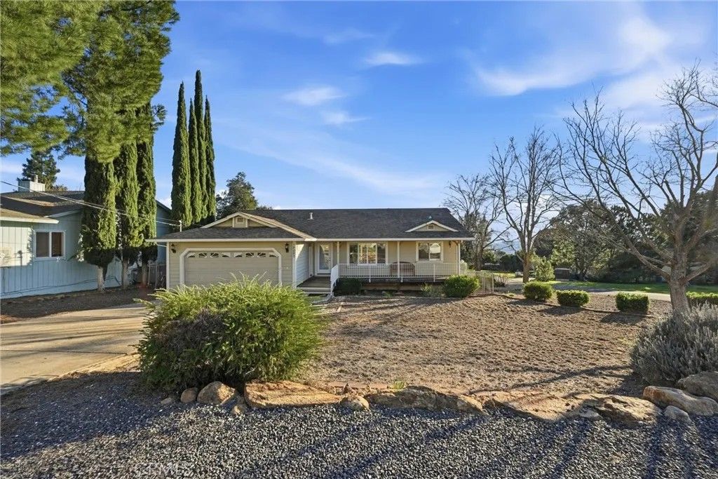 Photo of 19093 Ravenhill Road, Hidden Valley Lake, CA 95467 (MLS # LC26024142)