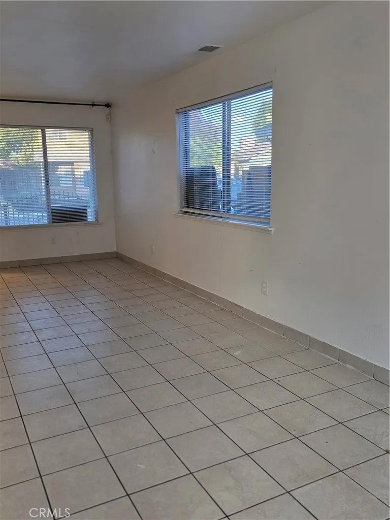 1428 Vine Circle
