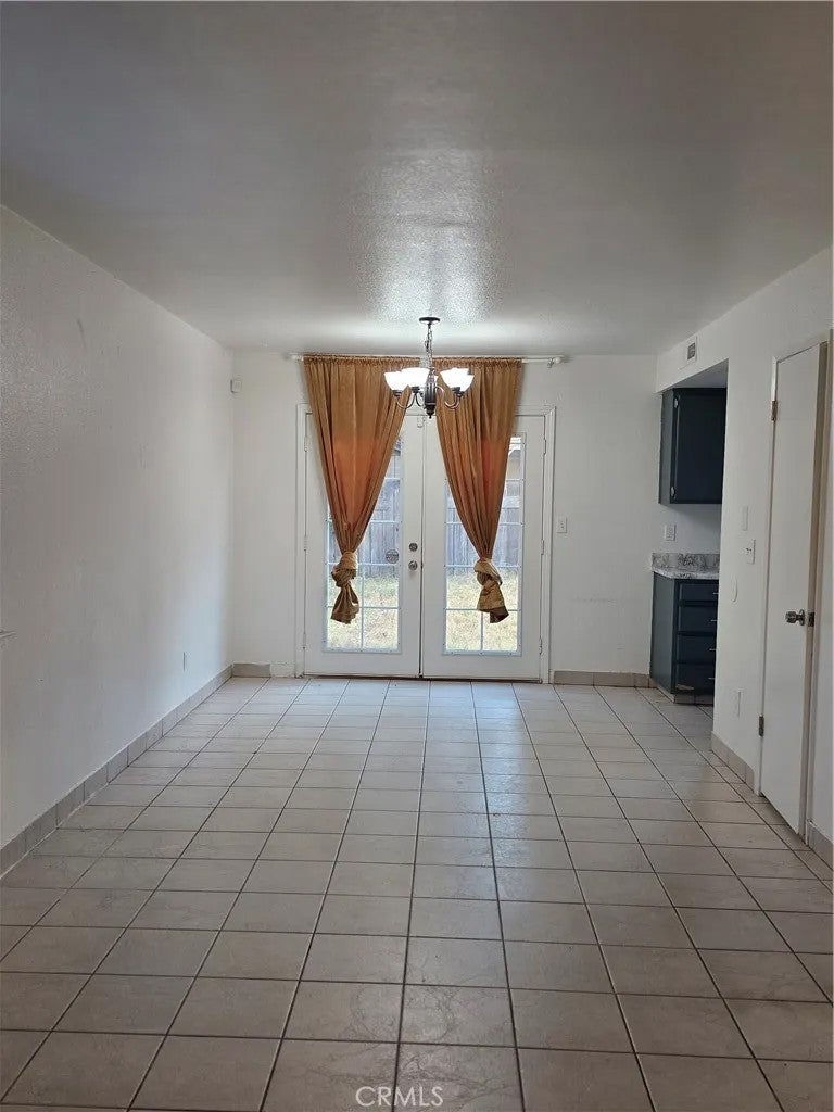 1428 Vine Circle