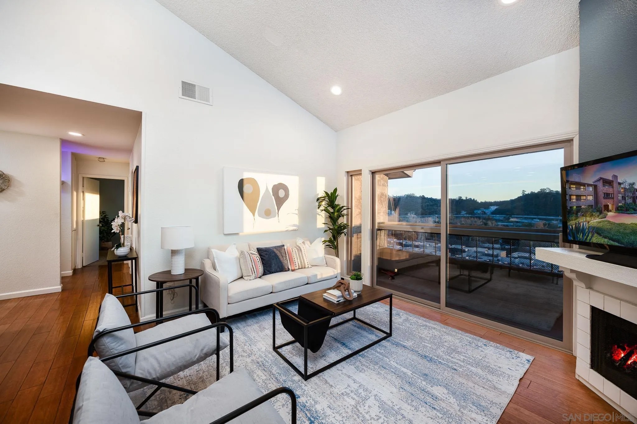 10400 Caminito Cuervo 272