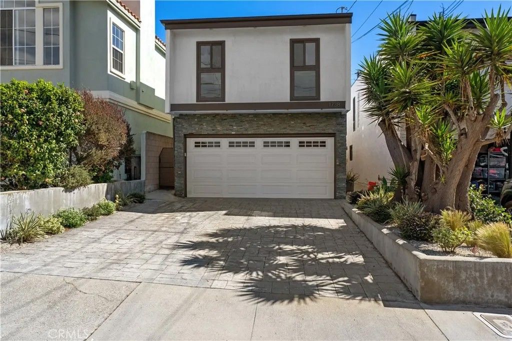 Photo of 1738 Haynes Ln, Redondo Beach, CA 90278 (MLS # SB26081361)