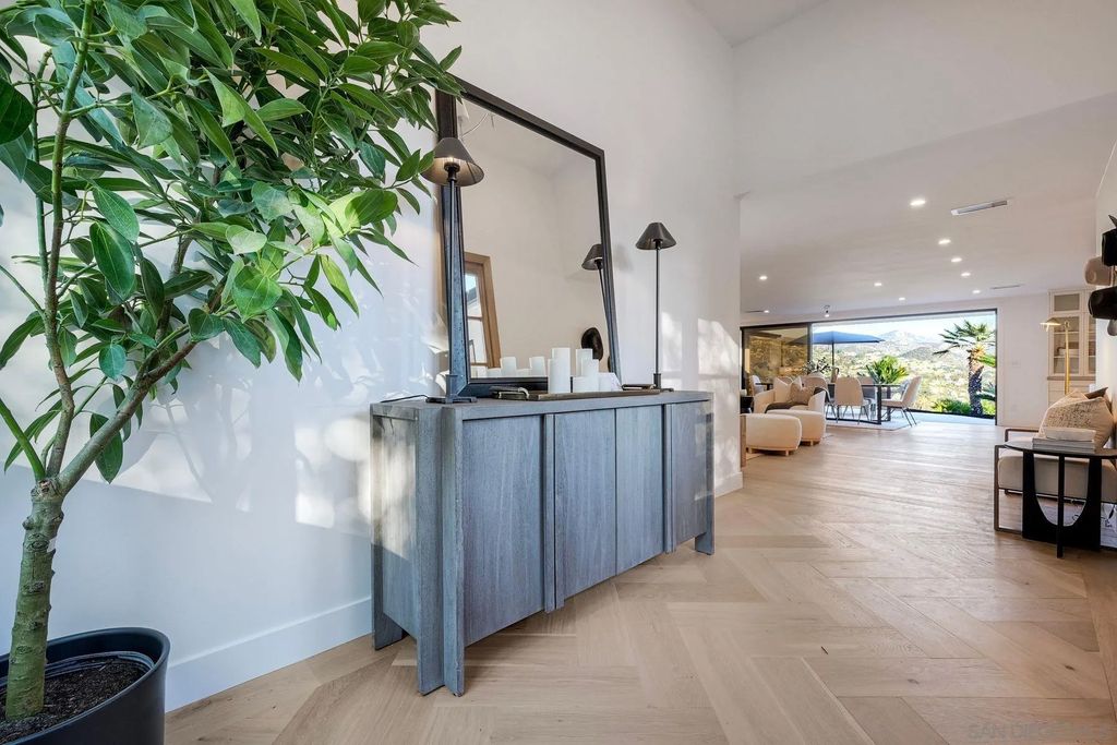 Photo of 13940 Northcrest Lane, Poway, CA 92064 (MLS # 260005672)