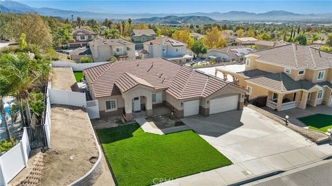 Tiny photo for 6835 N Escena Street, San Bernardino, CA 92407 (MLS # CV25263417)