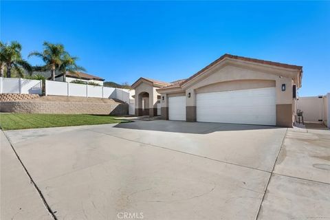 Tiny photo for 6835 N Escena Street, San Bernardino, CA 92407 (MLS # CV25263417)