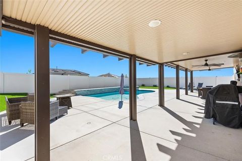 Tiny photo for 6835 N Escena Street, San Bernardino, CA 92407 (MLS # CV25263417)