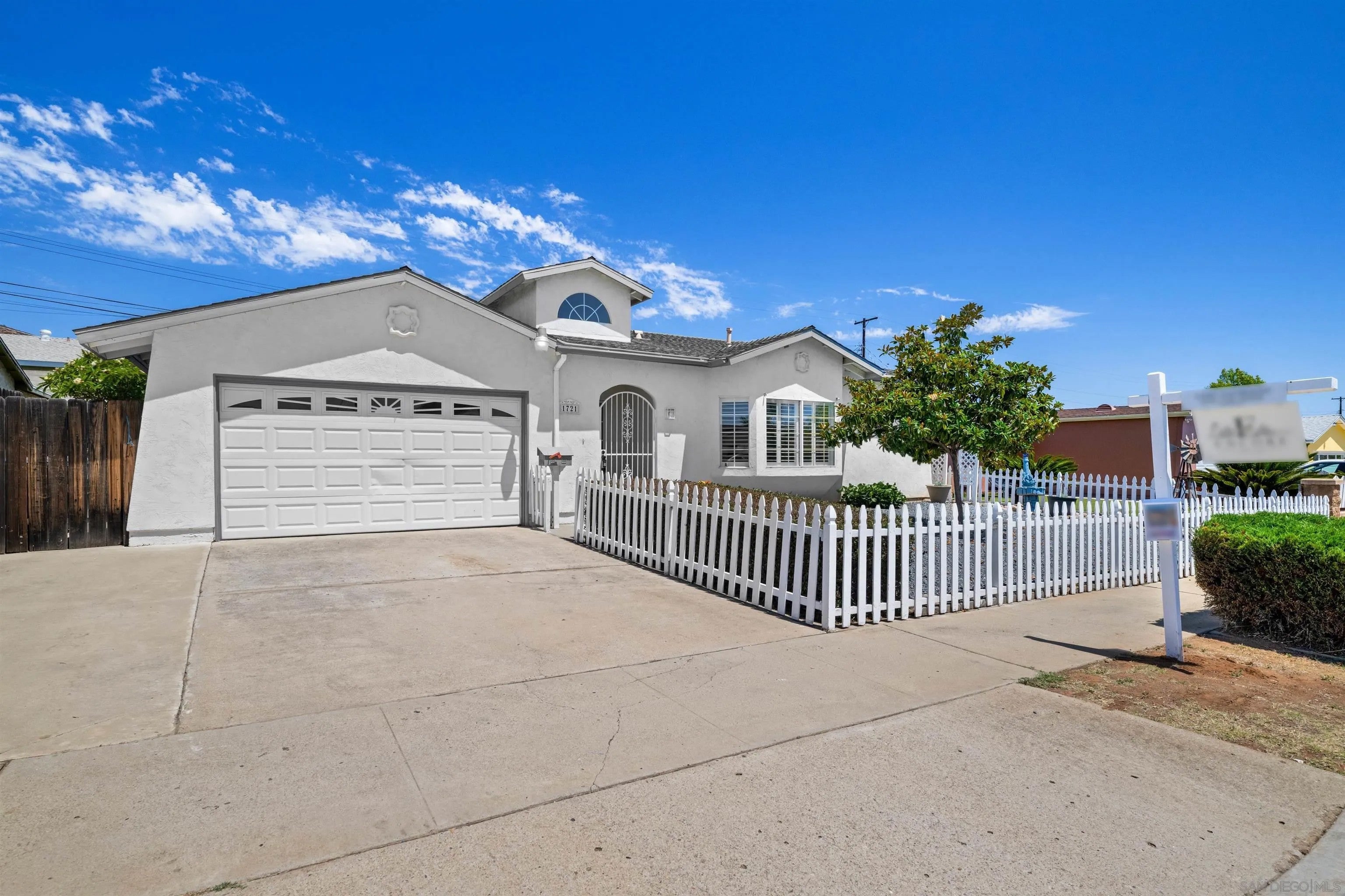 1721 Plumeria Dr.