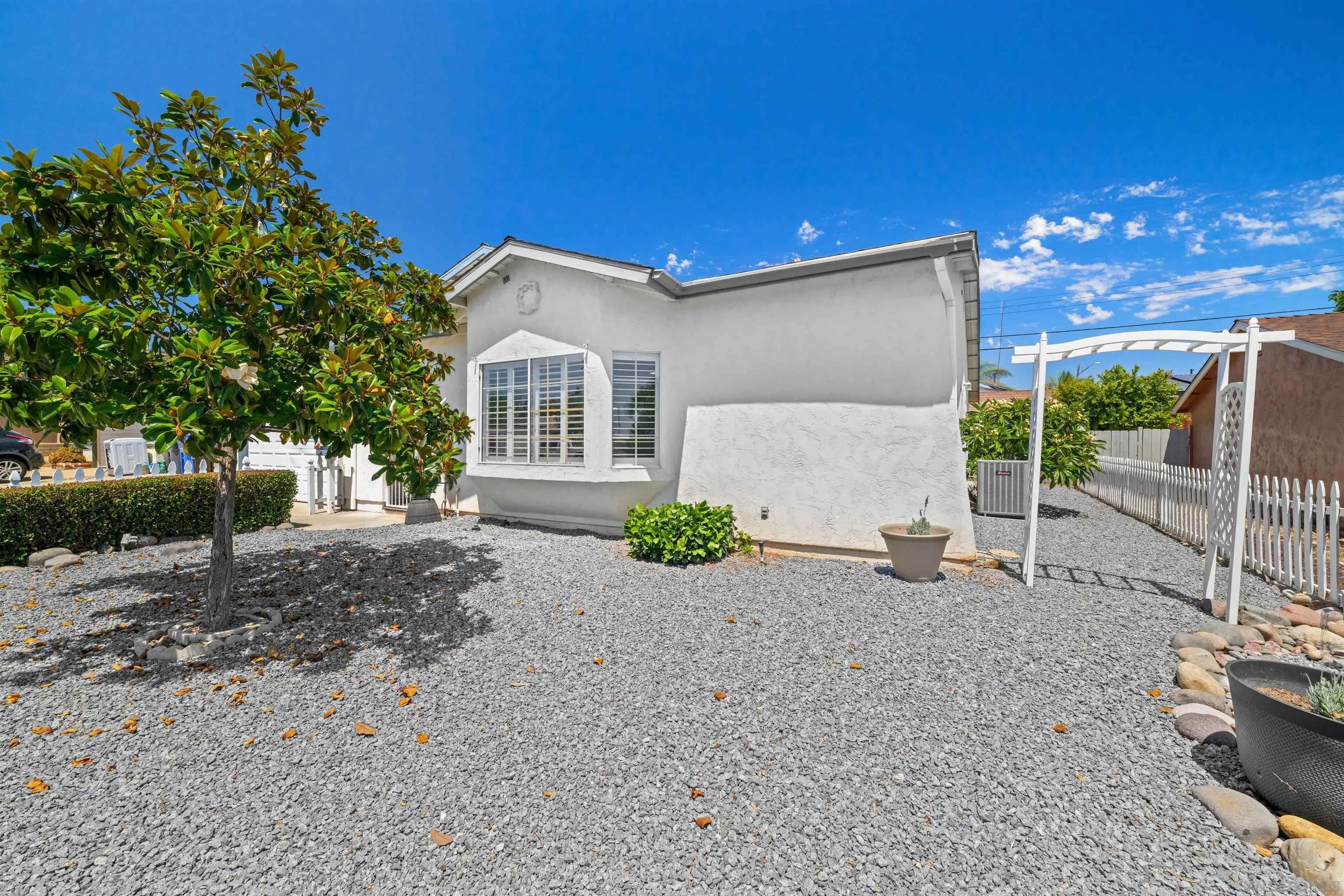 1721 Plumeria Dr.