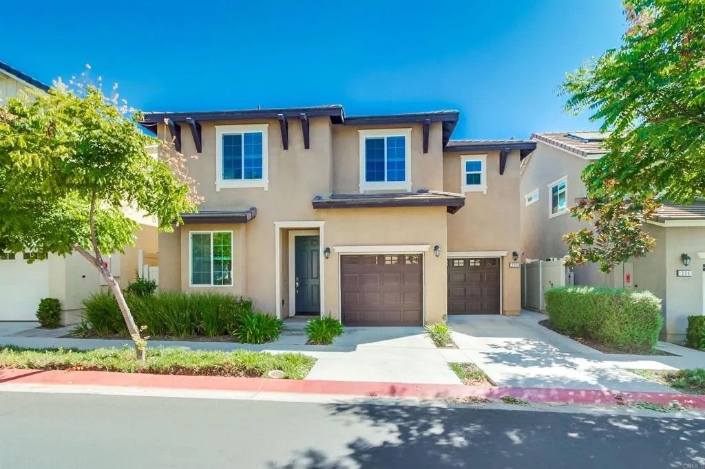 Photo of 235 Spotted Saddle Way, Fallbrook, CA 92028 (MLS # NDP2509417)