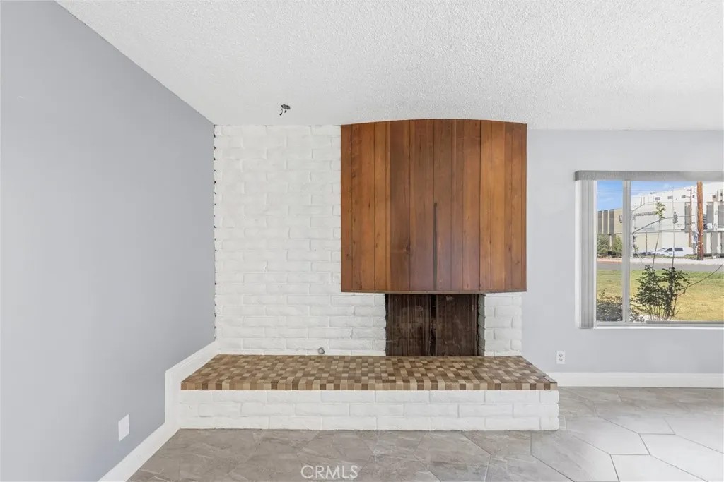 24673 Barton