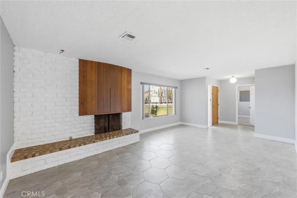 24673 Barton