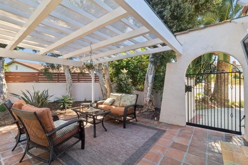 Photo of 1092 Hidden Vale Drive, Vista, CA 92081 (MLS # NDP2602747)