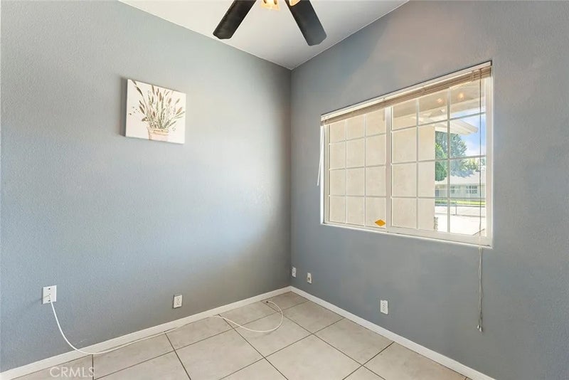 25940 Dartmouth