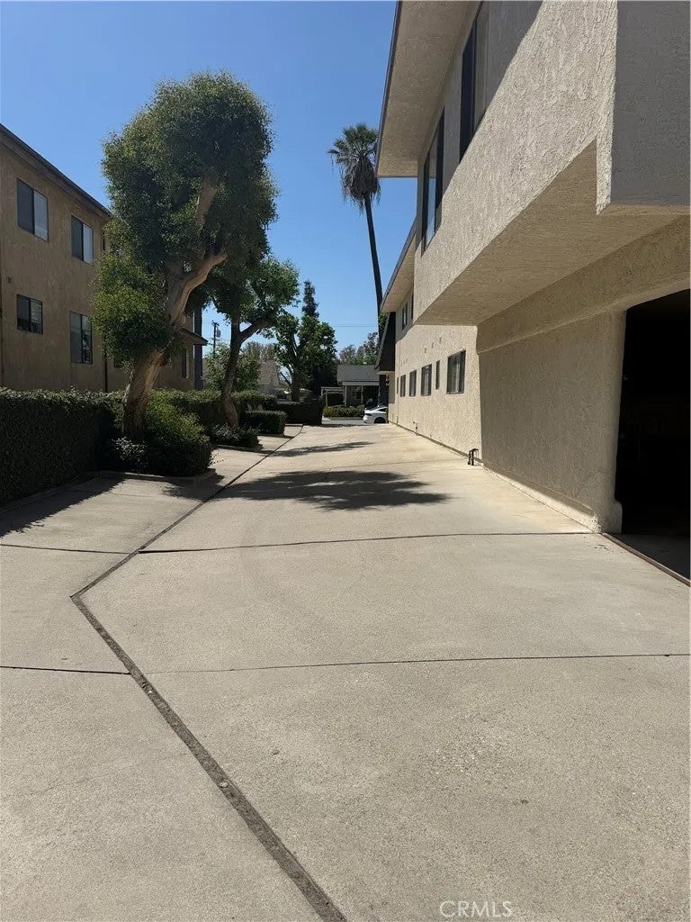 326 N Stoneman
