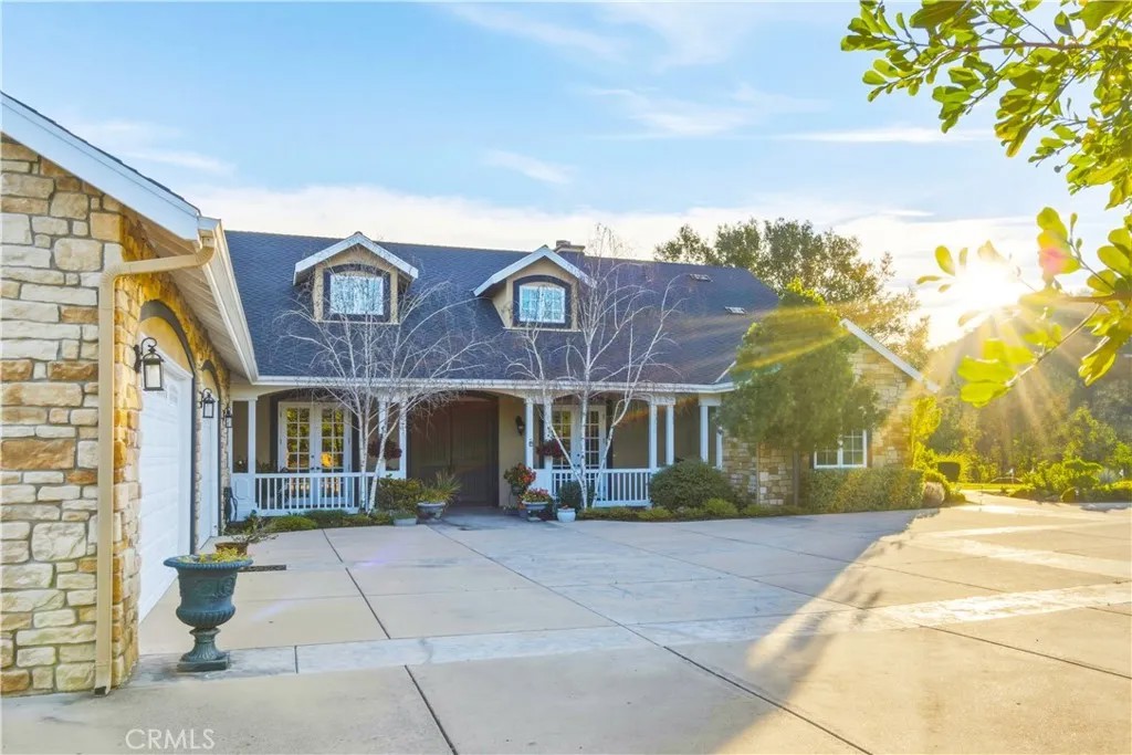 14179 Woods Valley