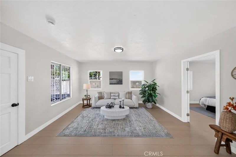 822 N Fickett
