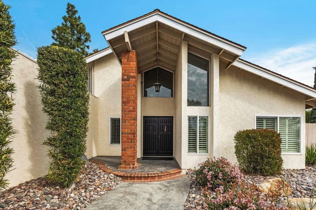 Photo of 11152 Vivaracho Way, San Diego, CA 92124 (MLS # 260001793)