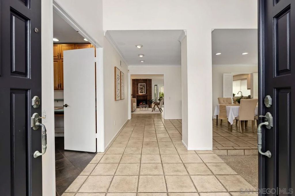 Photo of 11152 Vivaracho Way, San Diego, CA 92124 (MLS # 260001793)