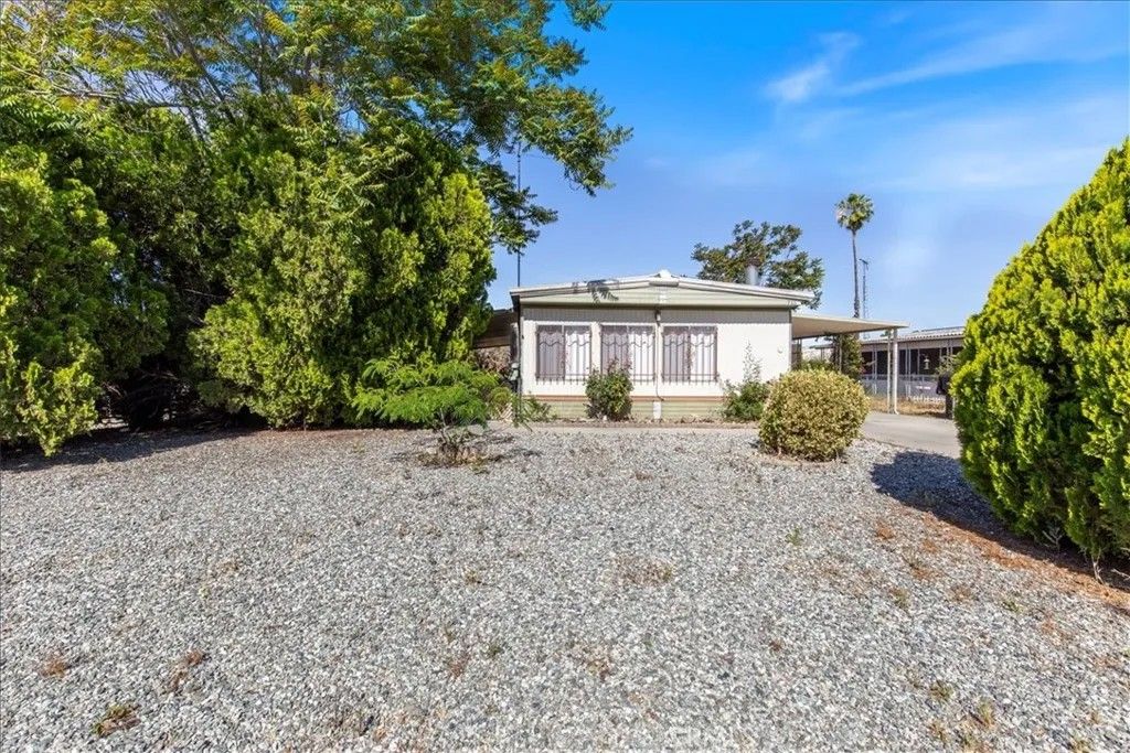 Photo of 733 Haley Way, Hemet, CA 92543 (MLS # SW26092825)