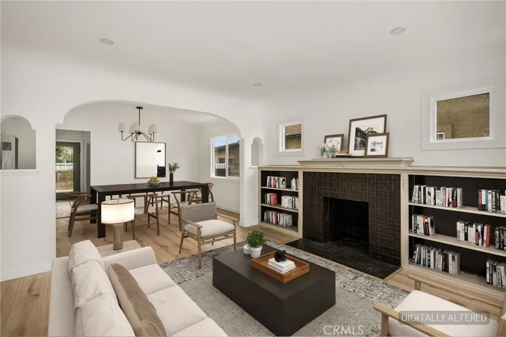 1911 W 65th