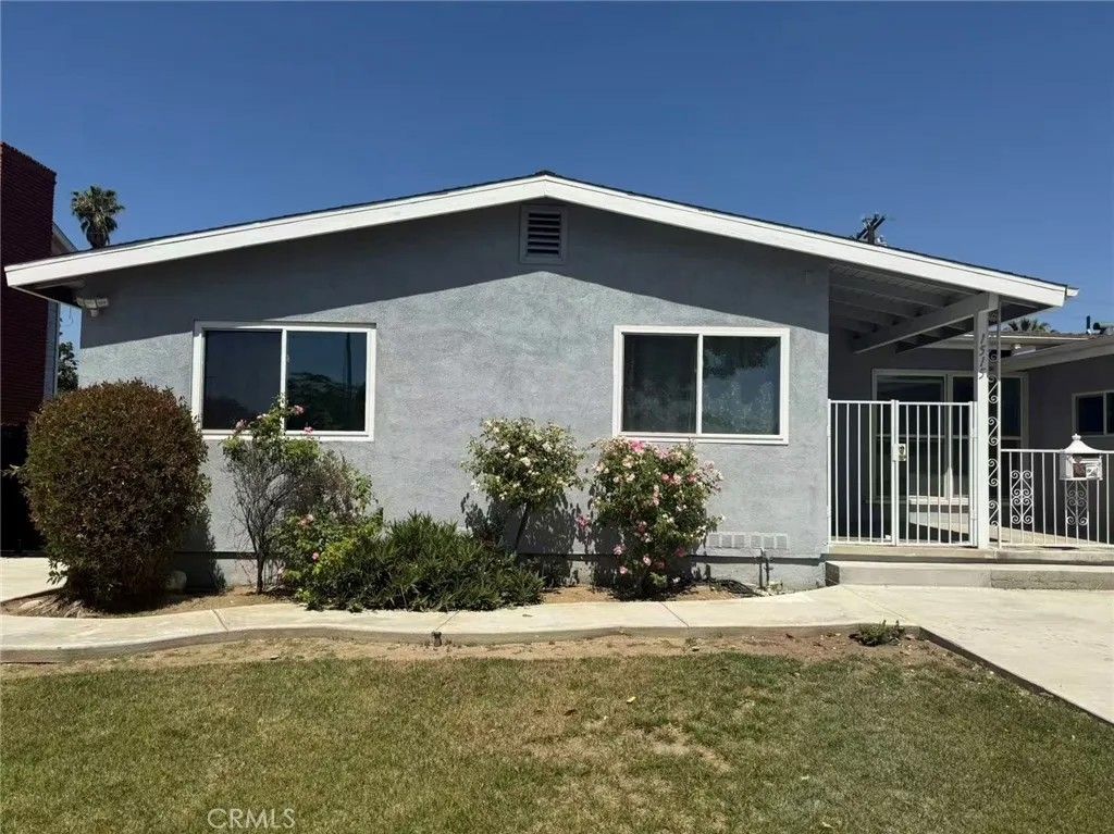 Photo of 1515 E Rowland Ave, West Covina, CA 91791 (MLS # WS26080871)
