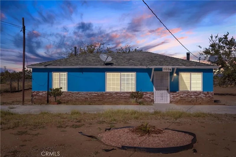 15594 Mission
